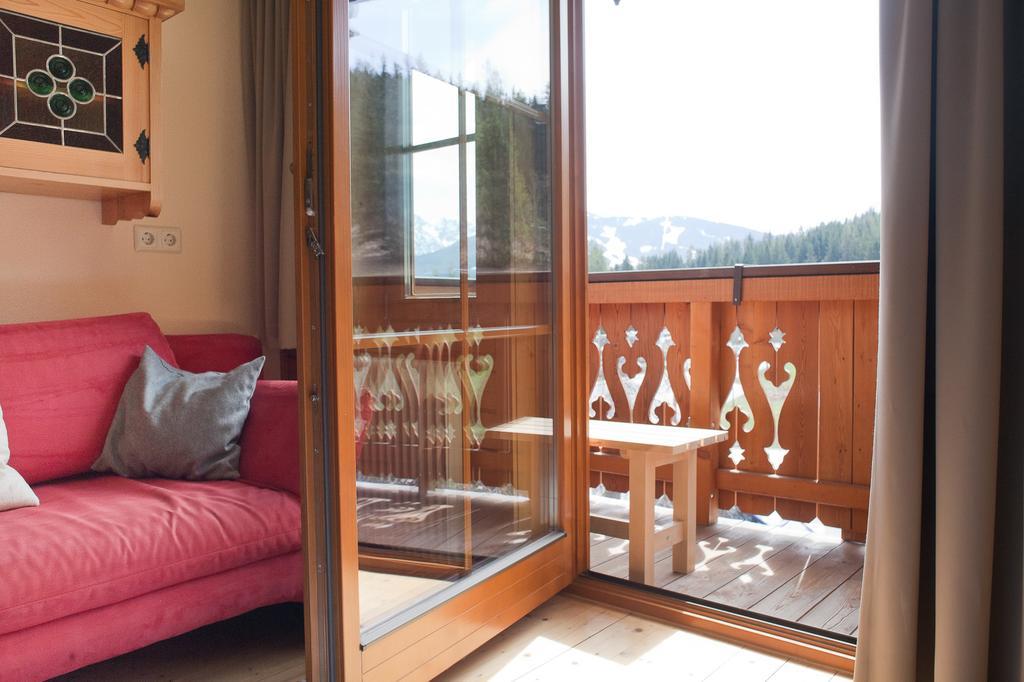 Ferienwohnungen Kulmwirt Ramsau am Dachstein Rum bild